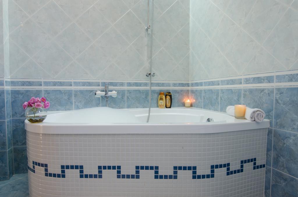 B&B L'Antica Rimessa レッチェ エクステリア 写真