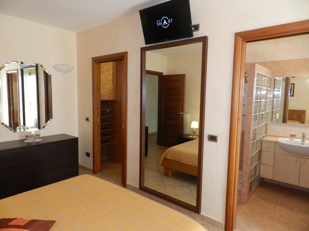 B&B L'Antica Rimessa レッチェ エクステリア 写真